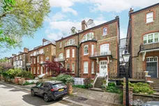 Chalcot Gardens, London, NW3 photo 1