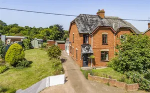 Station Road, Yeoford, Crediton, Devon, EX17 photo