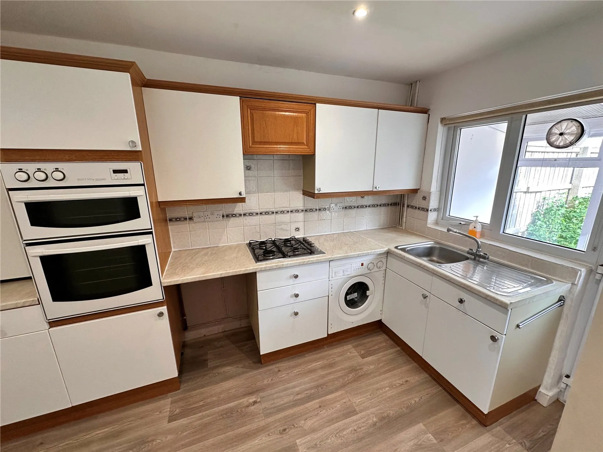 Property photo top 1