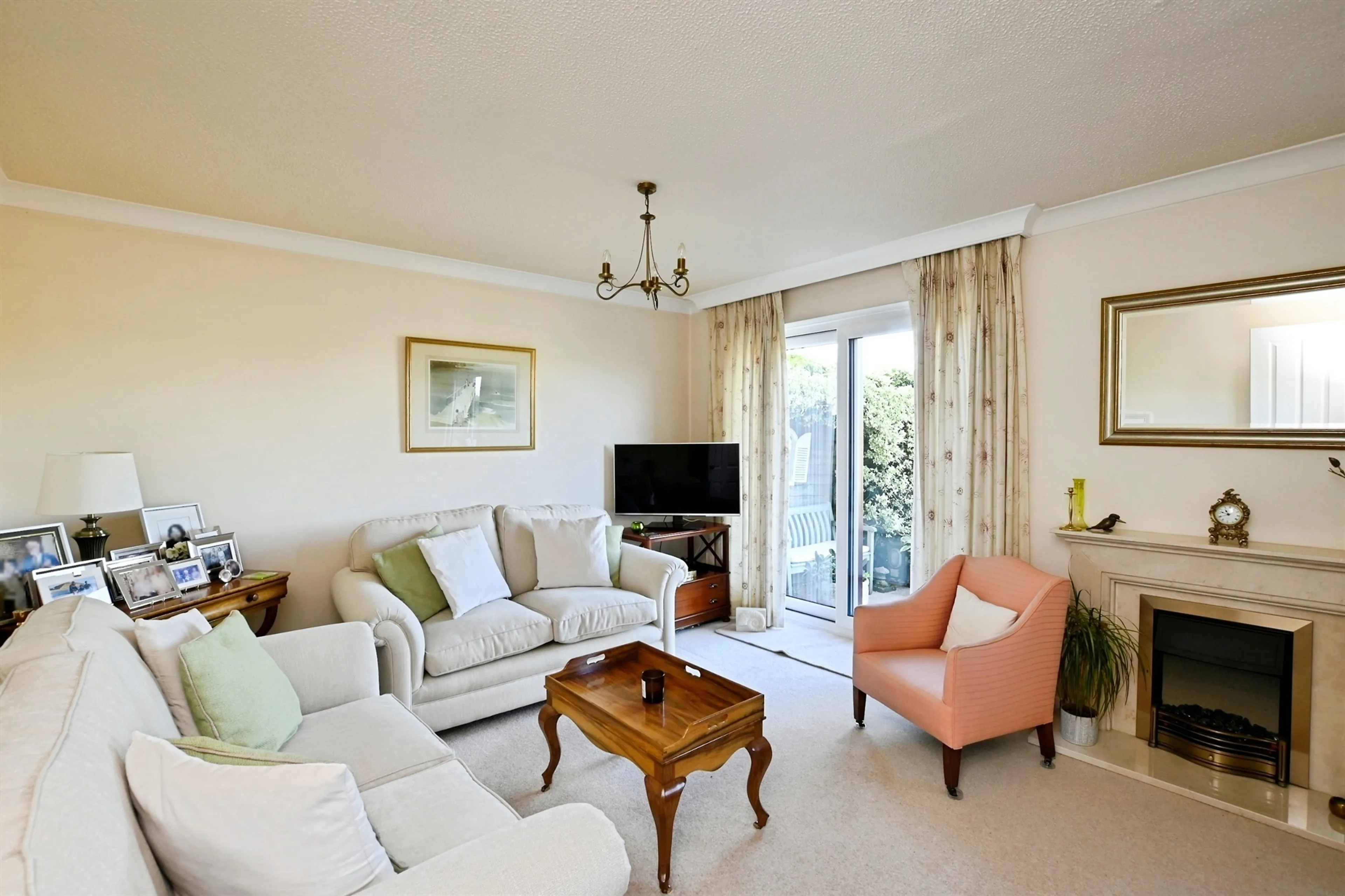 Property at Derwent Close, Waterlooville