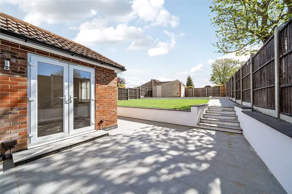 Downs Avenue, Chislehurst, BR7