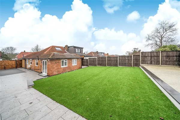 Downs Avenue, Chislehurst, BR7