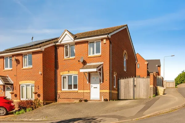 Beeston Close, Bestwood Village, Nott...