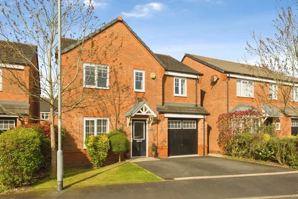 Primrose Close, Warton, Preston, Lanc...