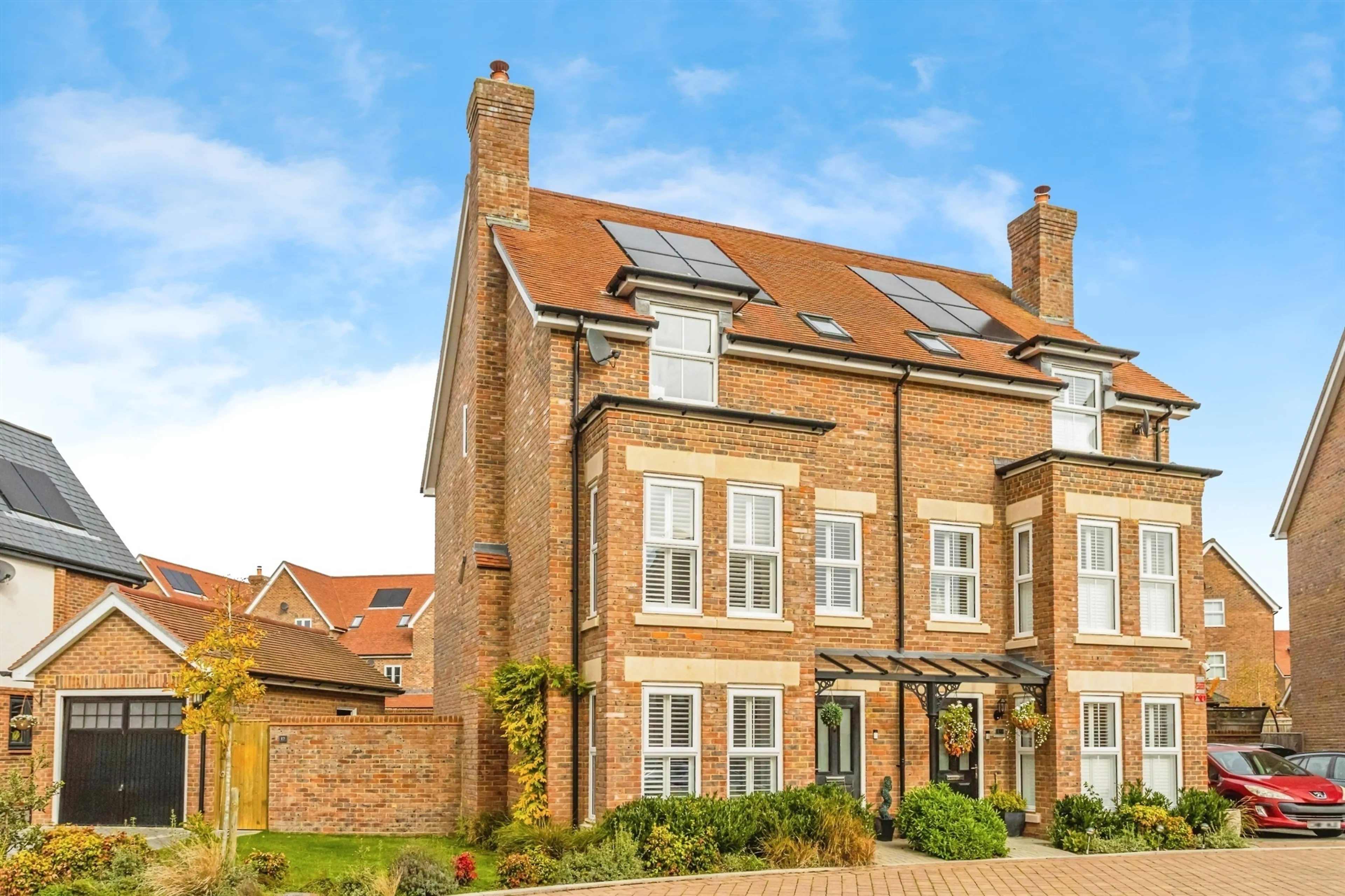 Property photo 0