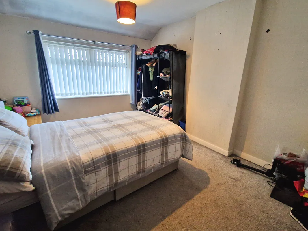 PEN-Y-FFORDD, NORTH CORNELLY, CF33 4ES