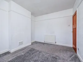 Alandene Avenue, Watnall, Nottingham thumb 3