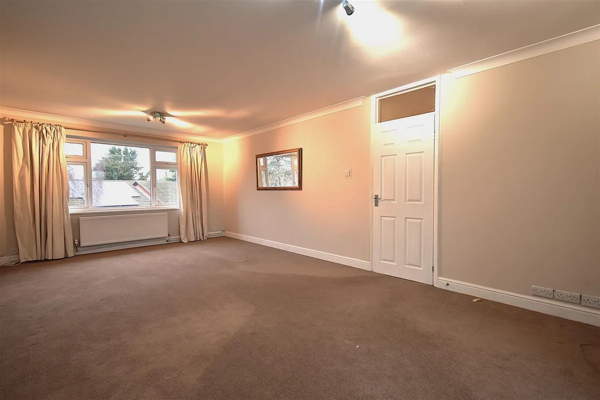 Lassell Court