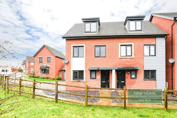 Maiden Road, Shirebrook, Mansfield, D...