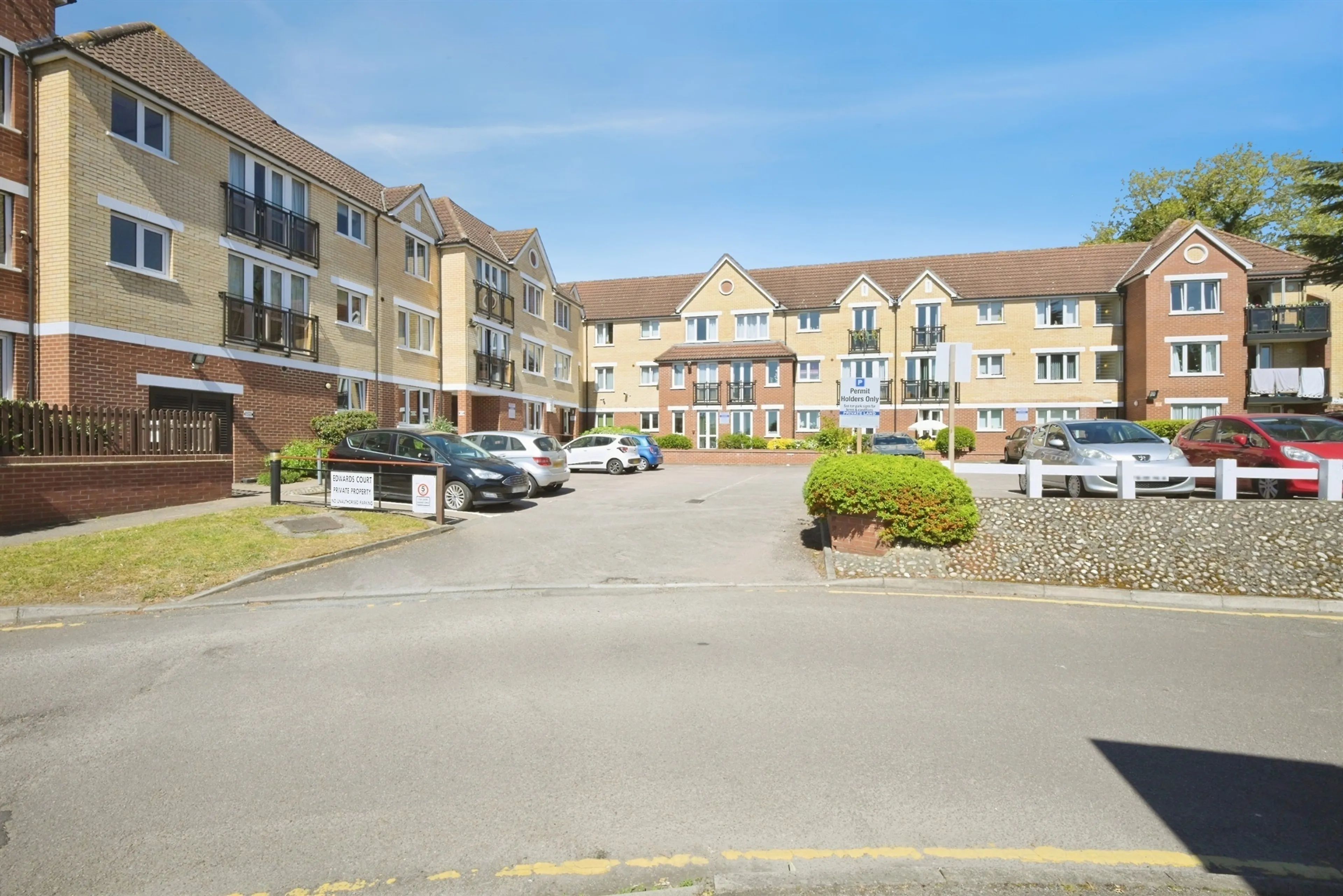 Property at Turners Hill, Waltham Cross