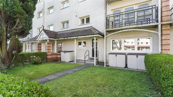 Skirsa Street, Cadder, Glasgow, G23