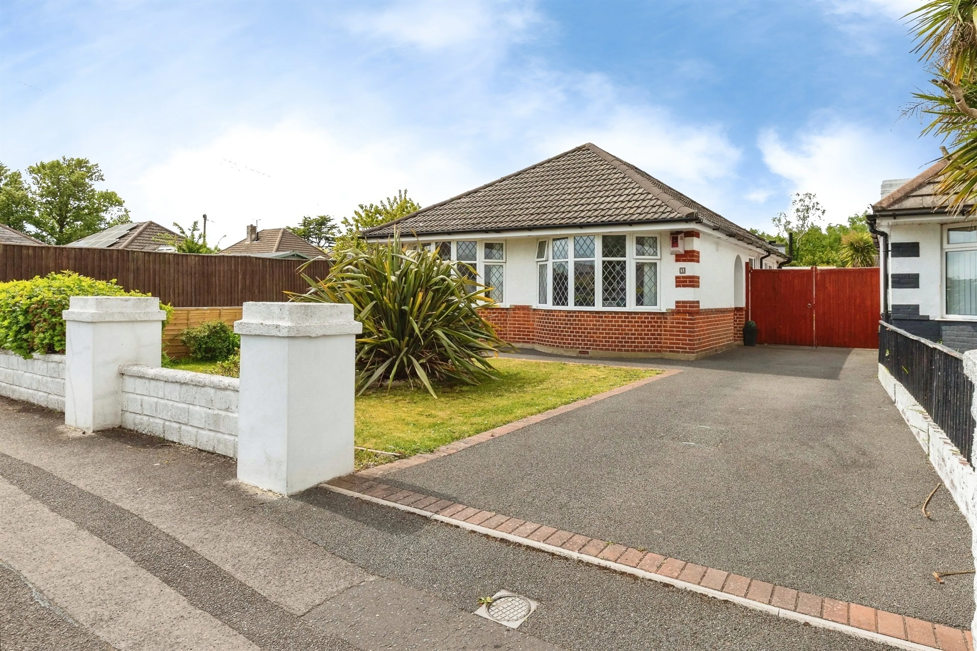 Property at Daws Avenue, Bournemouth