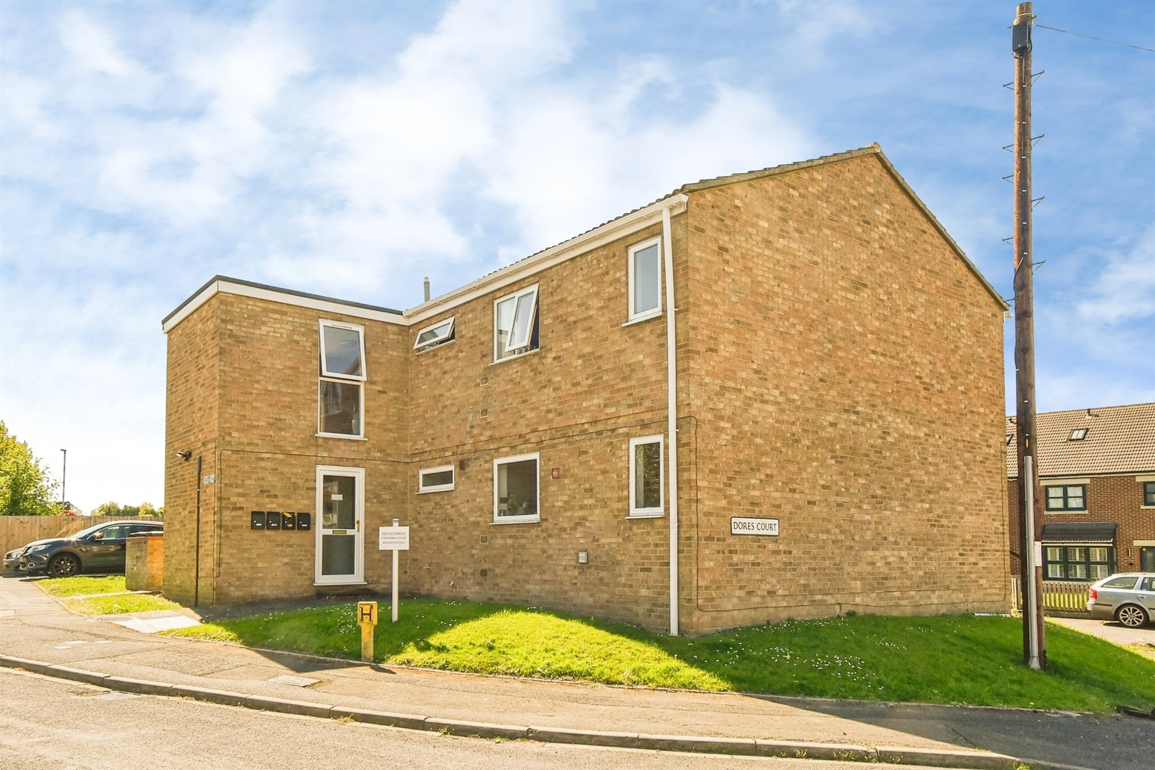 Property at Dores Court, Swindon