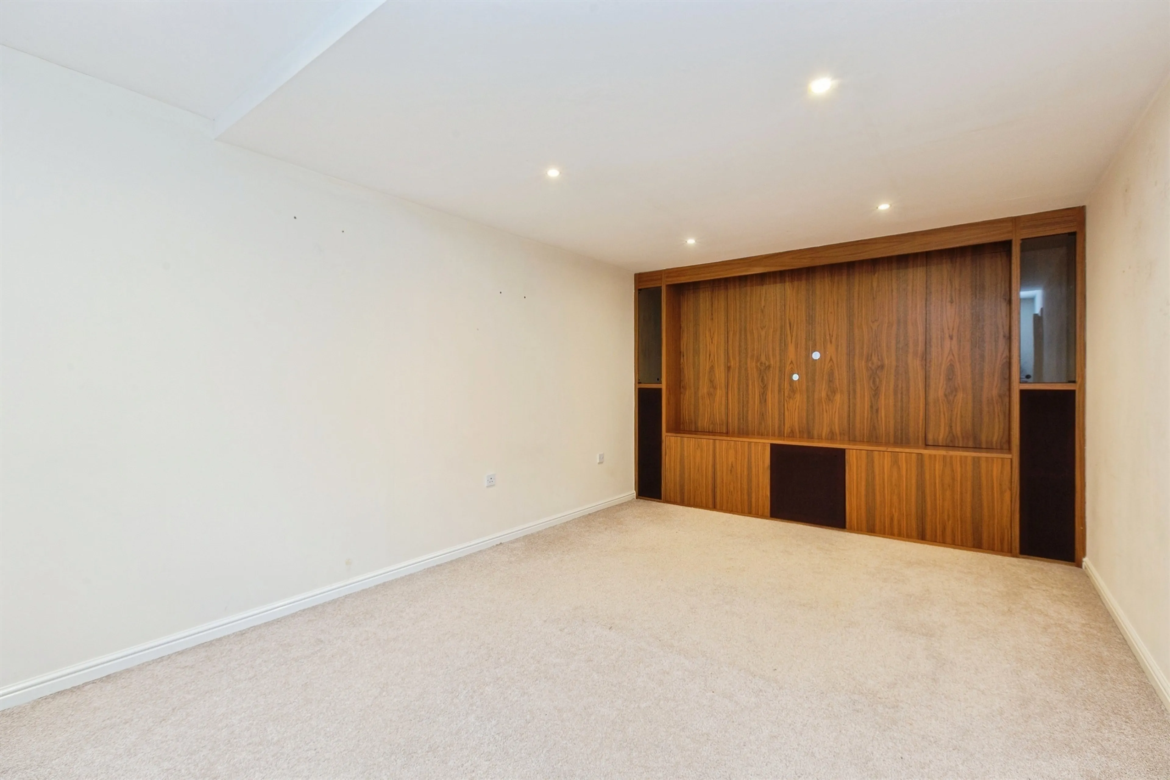 Property at Petronel Road, Aylesbury