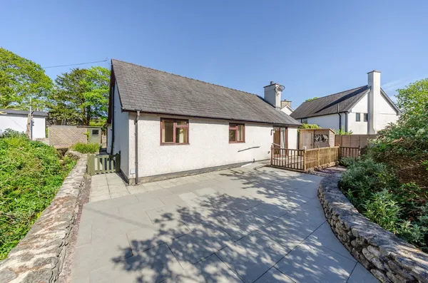 Pentrefelin, Criccieth, Gwynedd, LL52