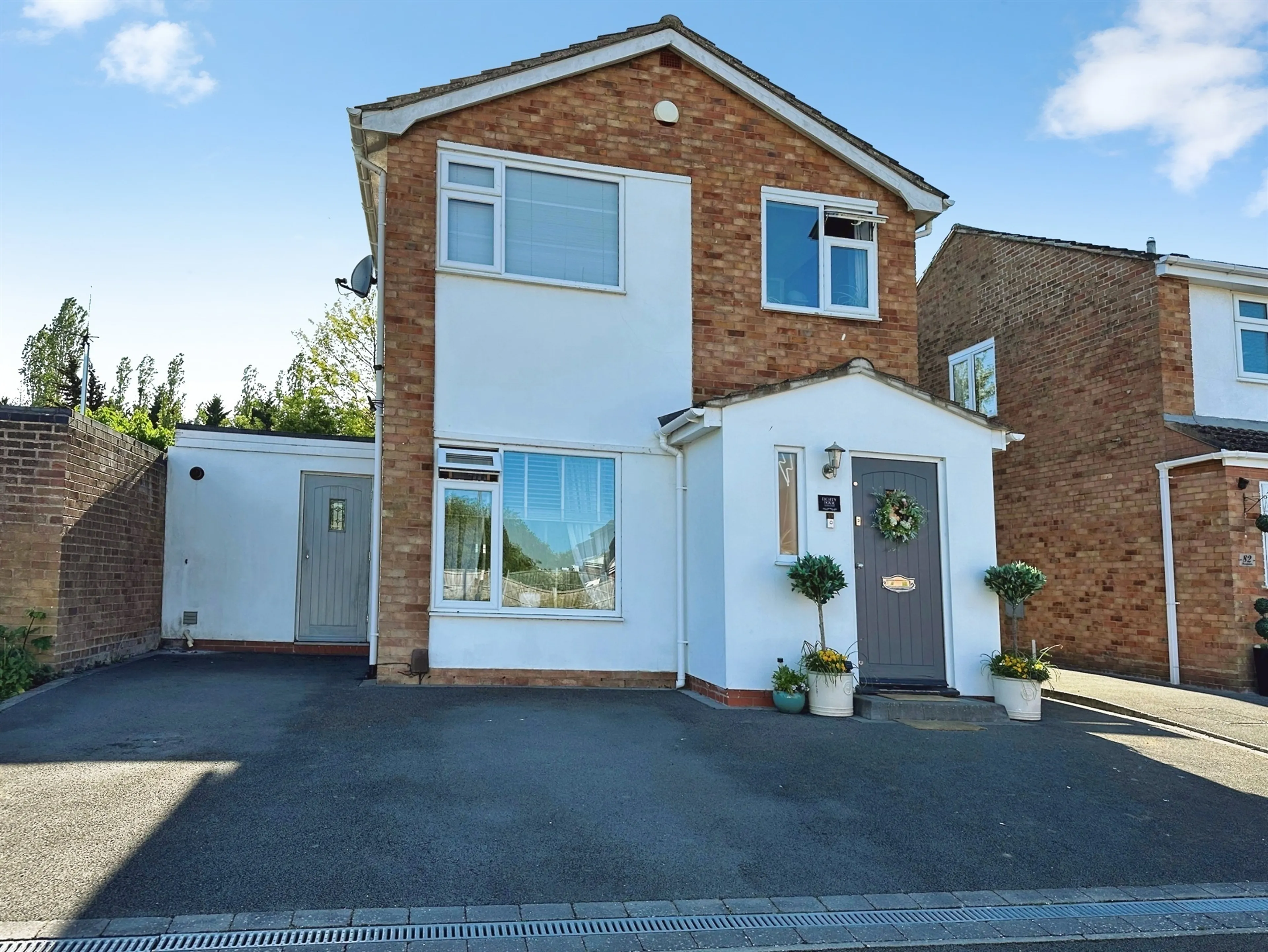 Property photo 0