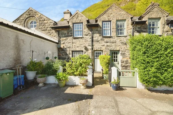 Dublin Street, PORTHMADOG, Gwynedd, LL49