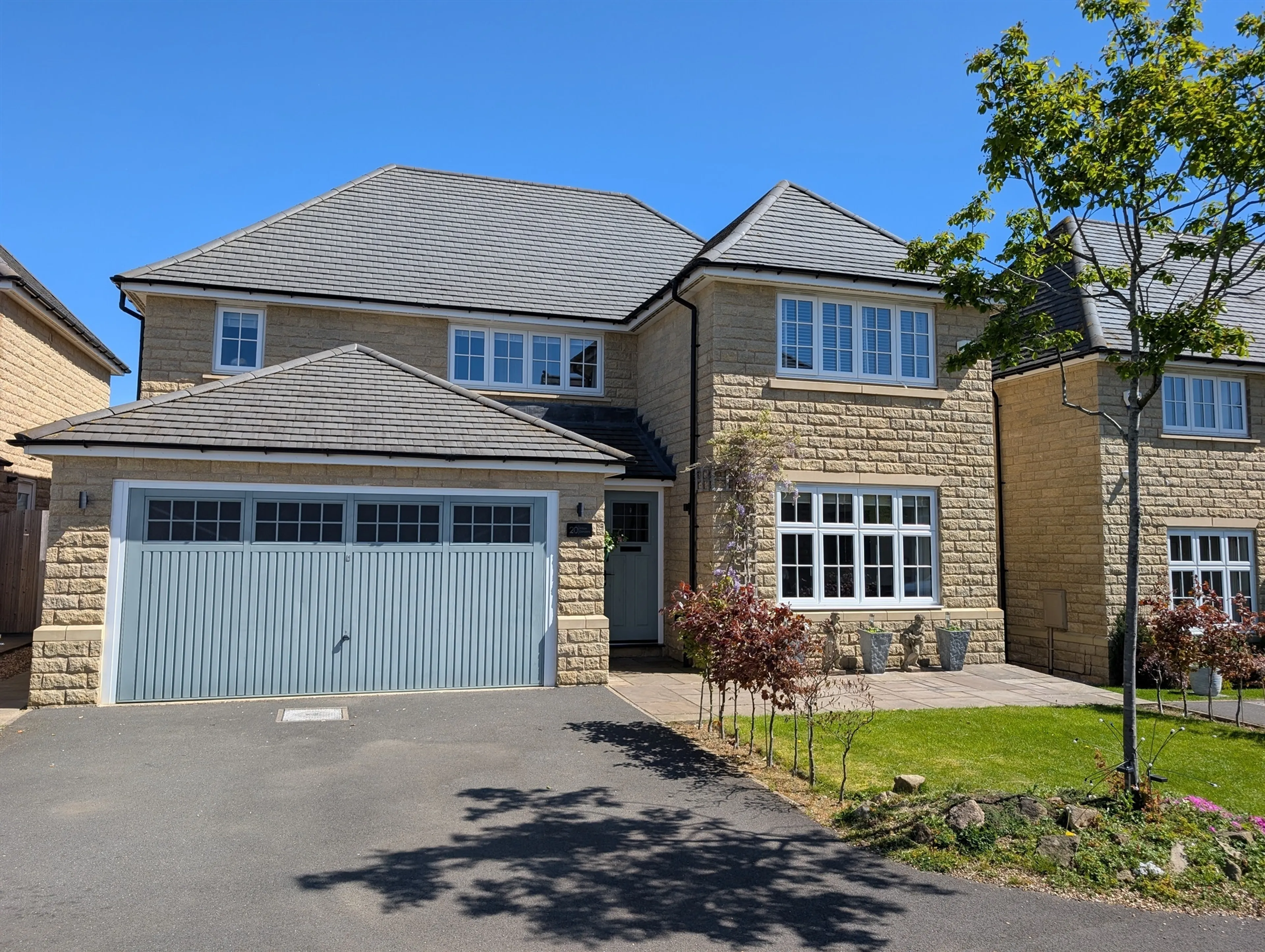Property at Willow Gardens, Scissett, Huddersfield