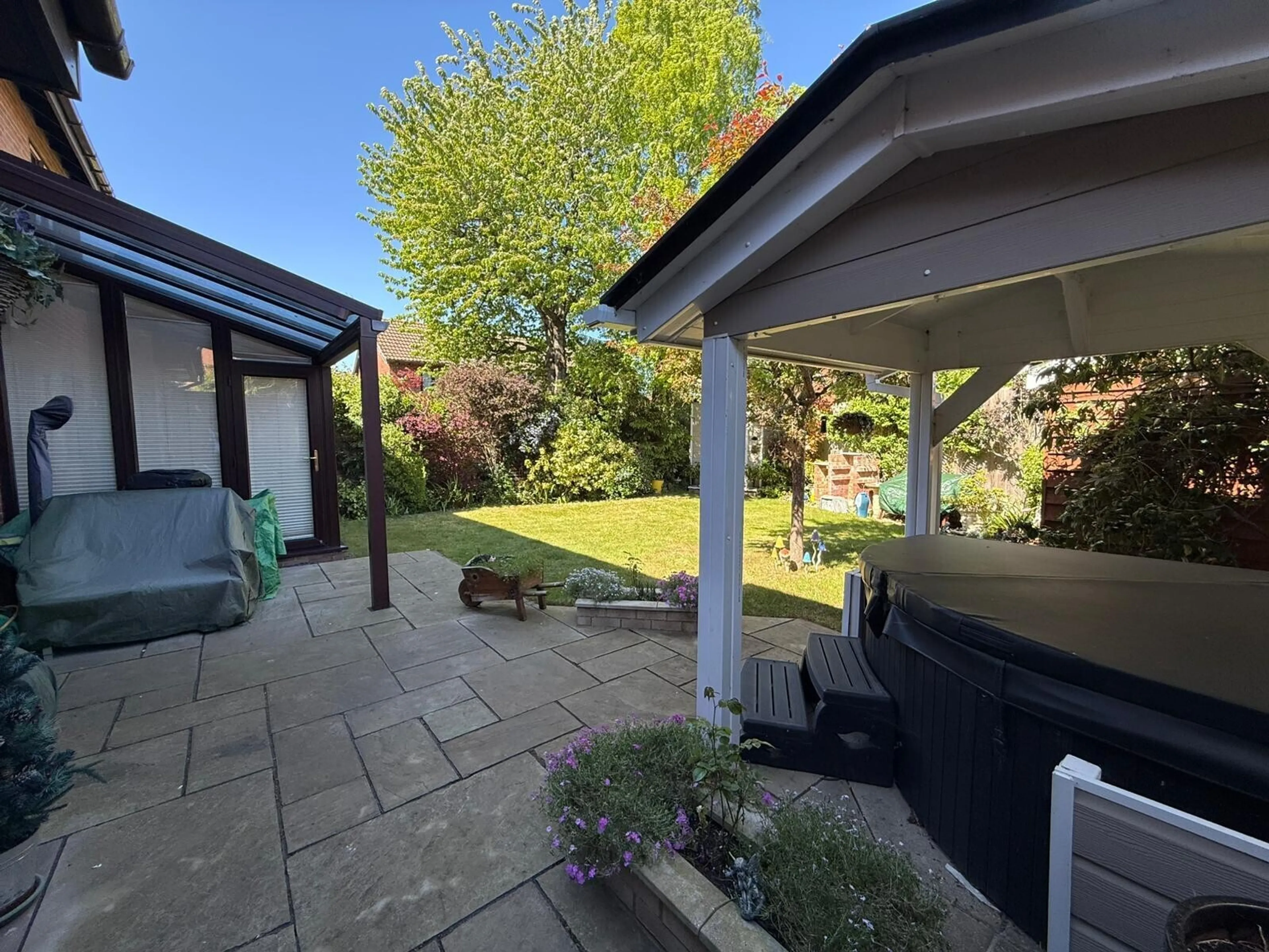 Property photo 11
