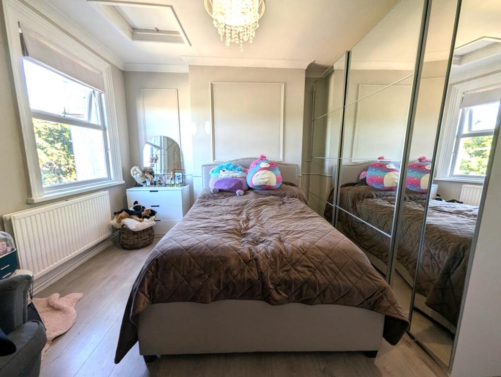 Well Presented One Bedroom Flat For Sale West Hendon Broadway NW9 Image 11