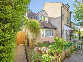 Cleveland Close, Highwoods, Colchester photo