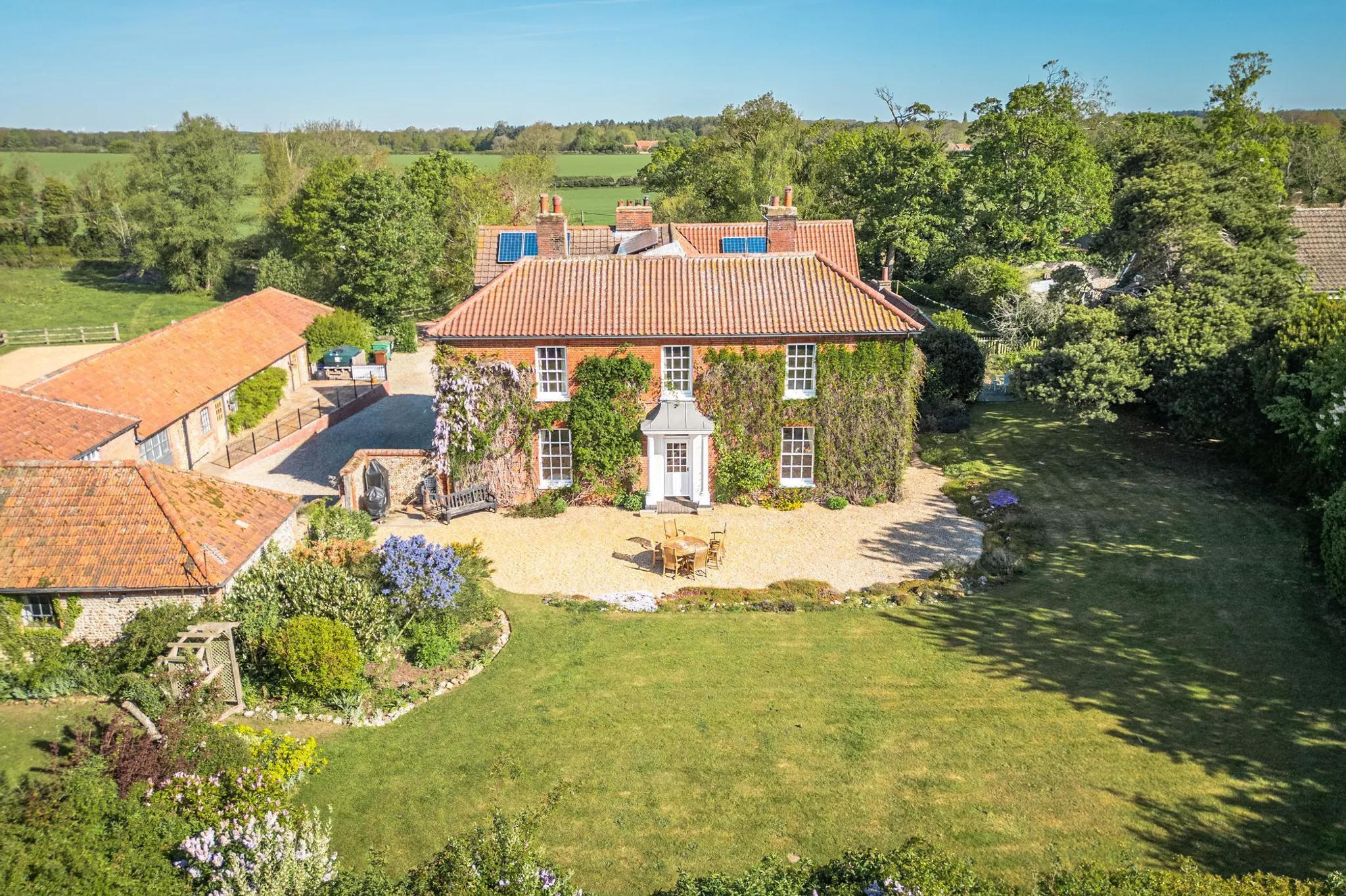 Elegant Georgian Living With Income Potential, Generous Space, And Flexible Countryside Lifestyle In Helhoughton