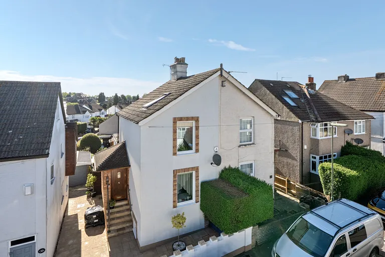 Oak Road, Caterham, CR3