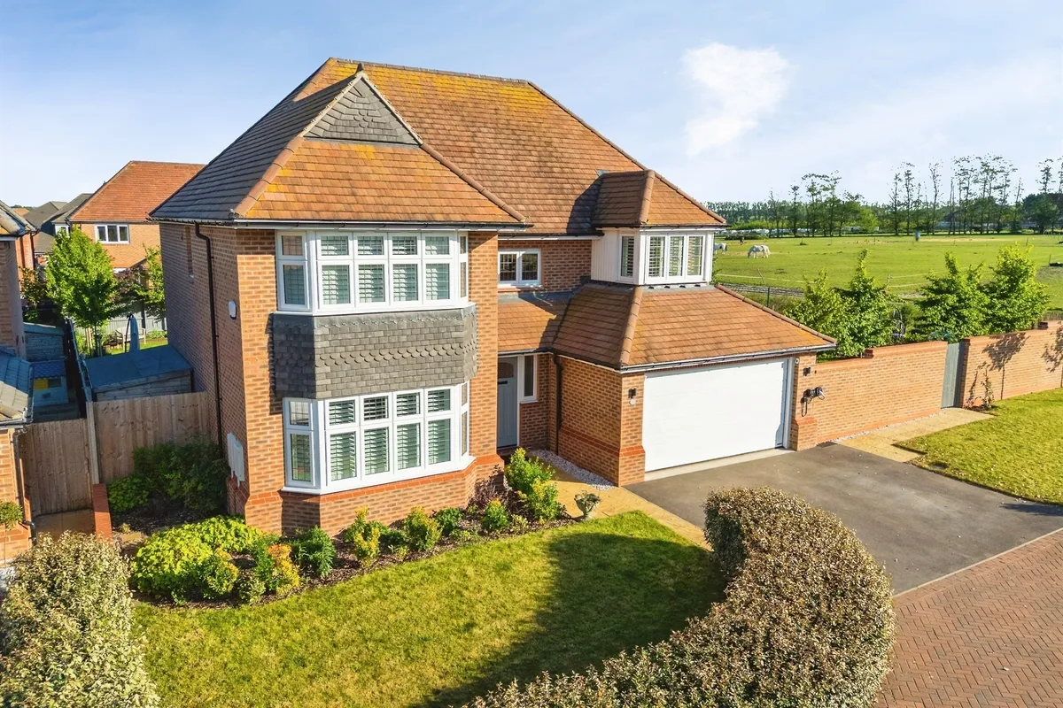 Grandy Crescent, Milton, ABINGDON