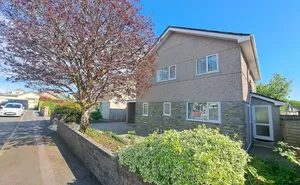 Chequetts Close, Callington, Cornwall, PL17 photo