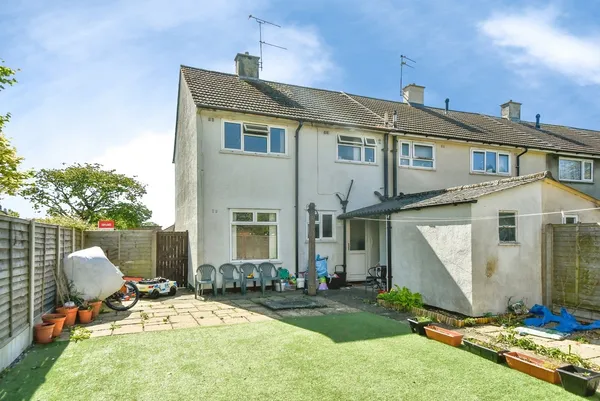 Durnford Road, SWINDON, Wiltshire, SN2