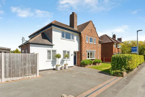 Bryn Coch Lane, Mold, Flintshire, CH7