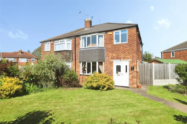 Robin Hood Crescent, Edenthorpe, Donc...
