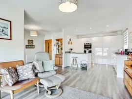 Waterton Gardens, Walton, Wakefield thumb 3