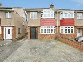 Hamilton Avenue, Hoddesdon photo