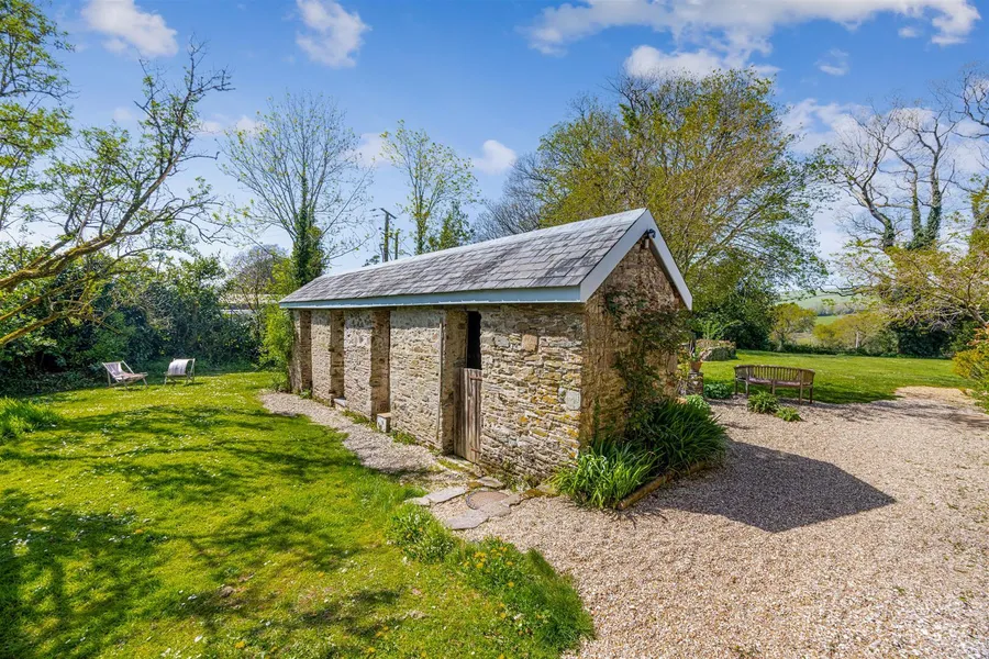 Property Image 38