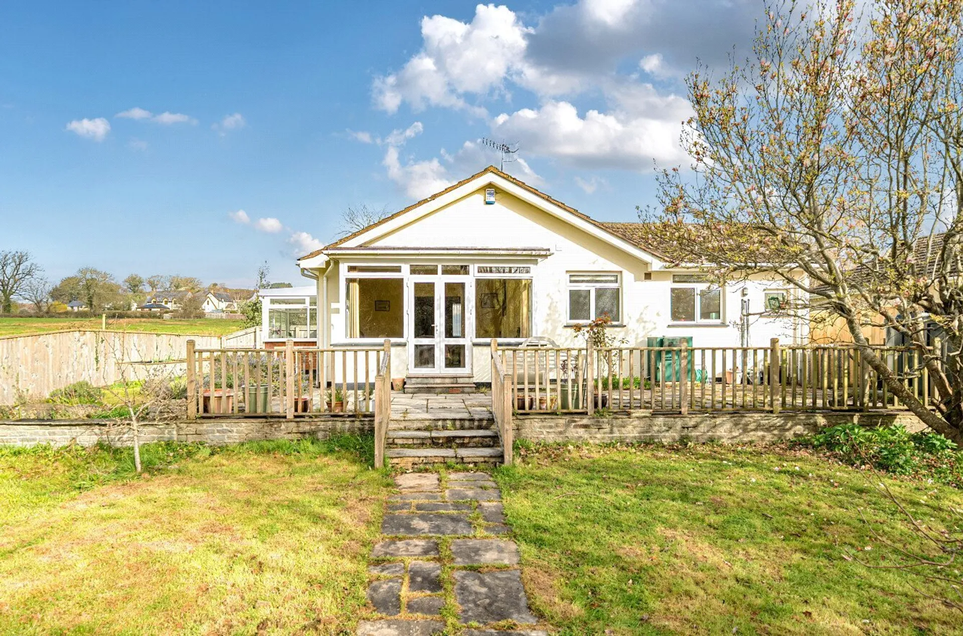 Property photo top 1