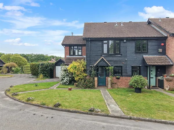 Barleymow Court, Betchworth, Surrey, RH3