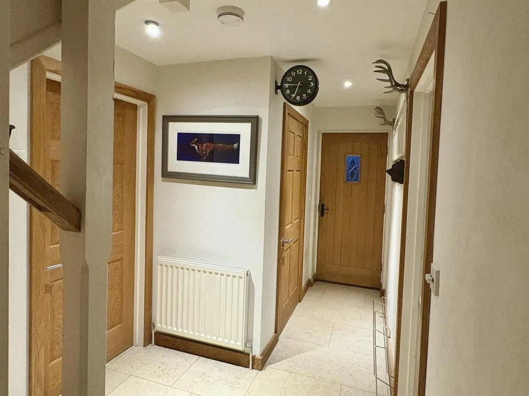 https://mr0.homeflow-assets.co.uk/files/photo/image/47112/9521/_x_/mjkkYB_gBEO-wfcqPm0dhg.jpg