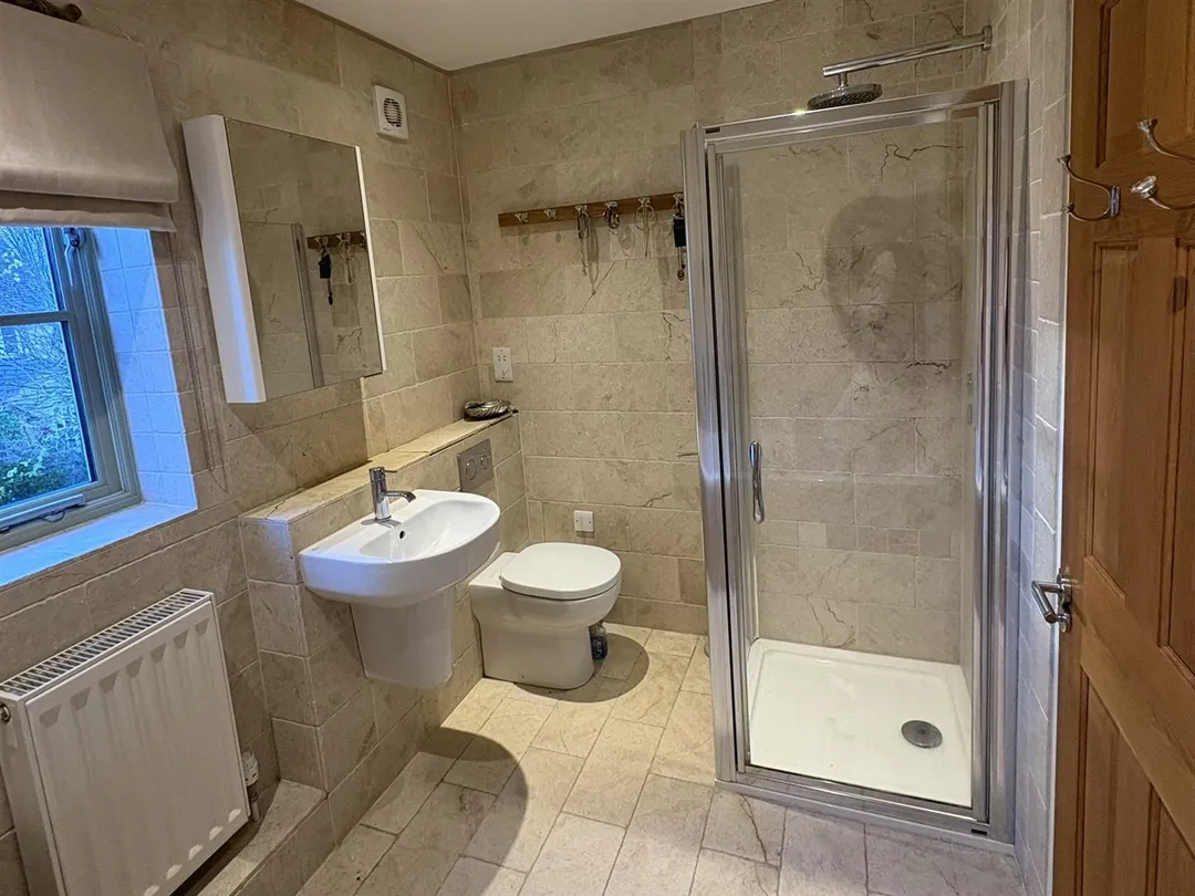 https://mr0.homeflow-assets.co.uk/files/photo/image/47112/9528/_x_/lFsMBKd6ykiI6TlIxlrfBw.jpg