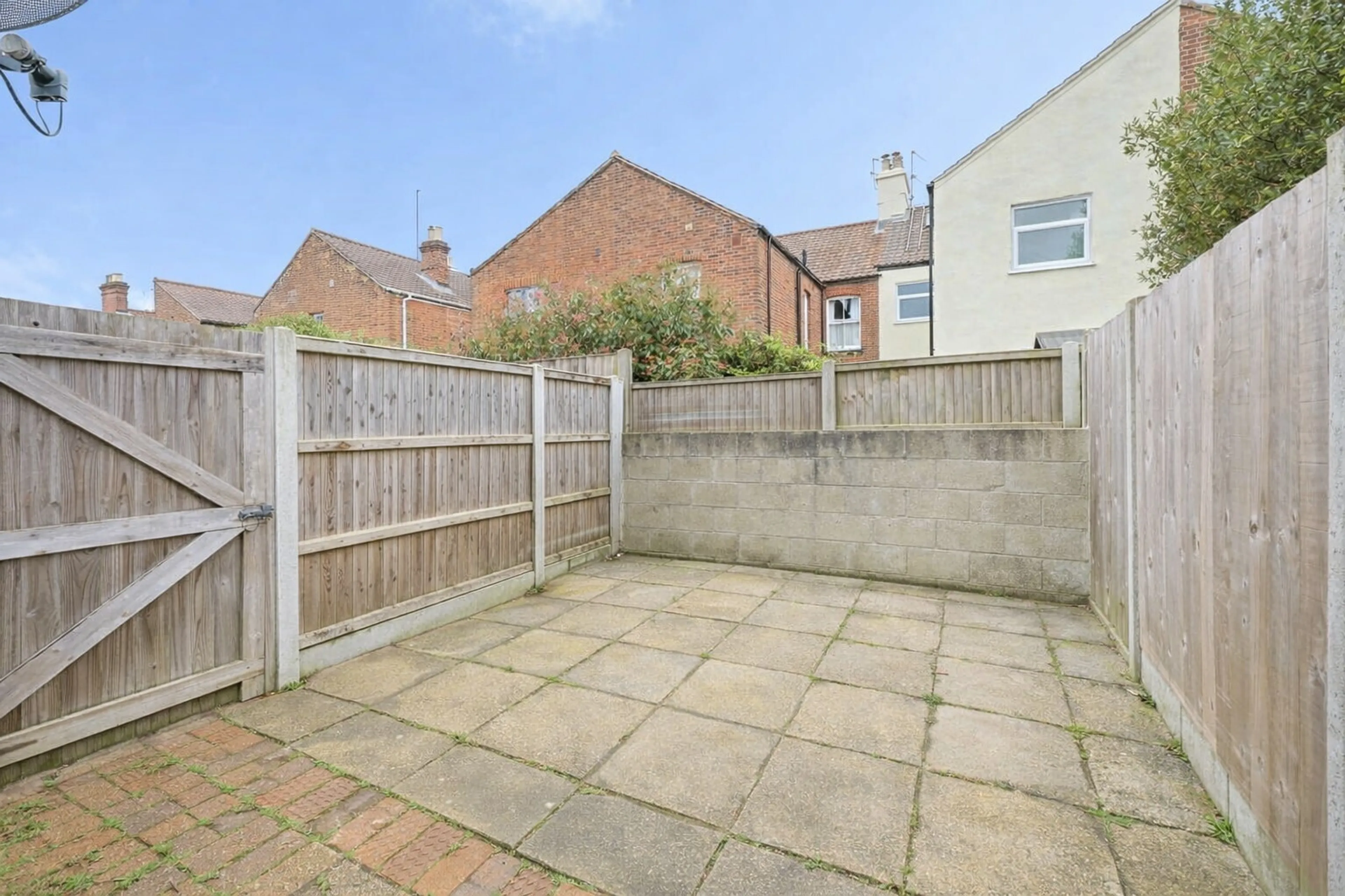 Property at Avenue Road, Norwich