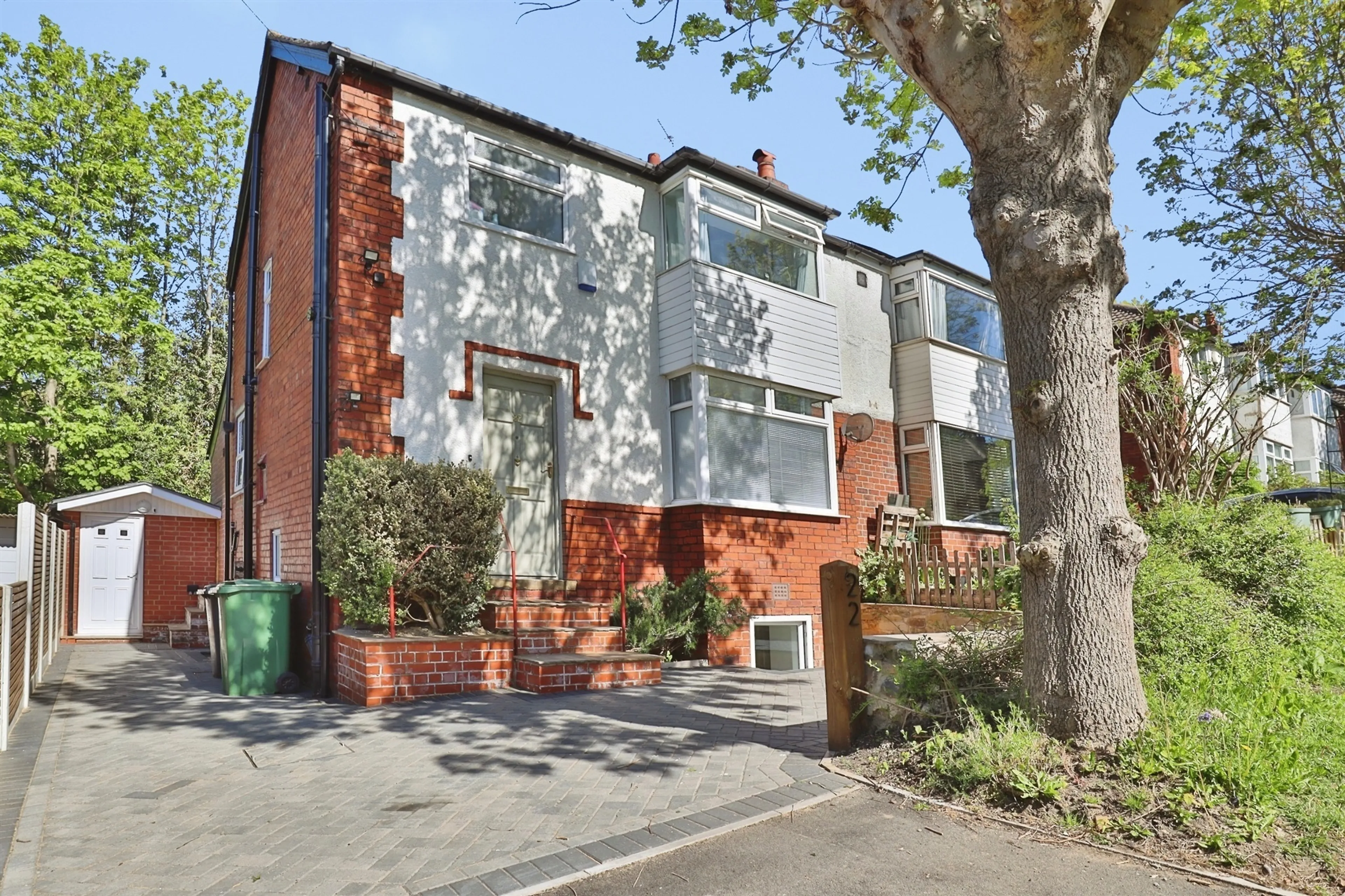 Property at Springbank Crescent, Leeds