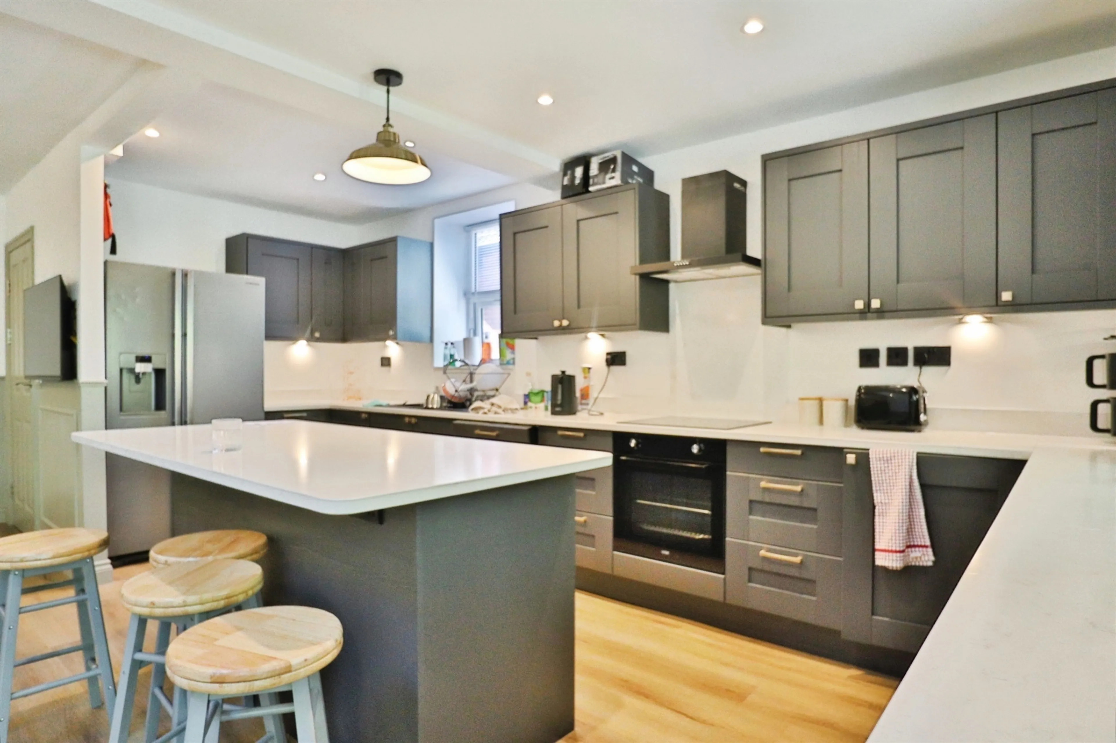 Property at Springbank Crescent, Leeds