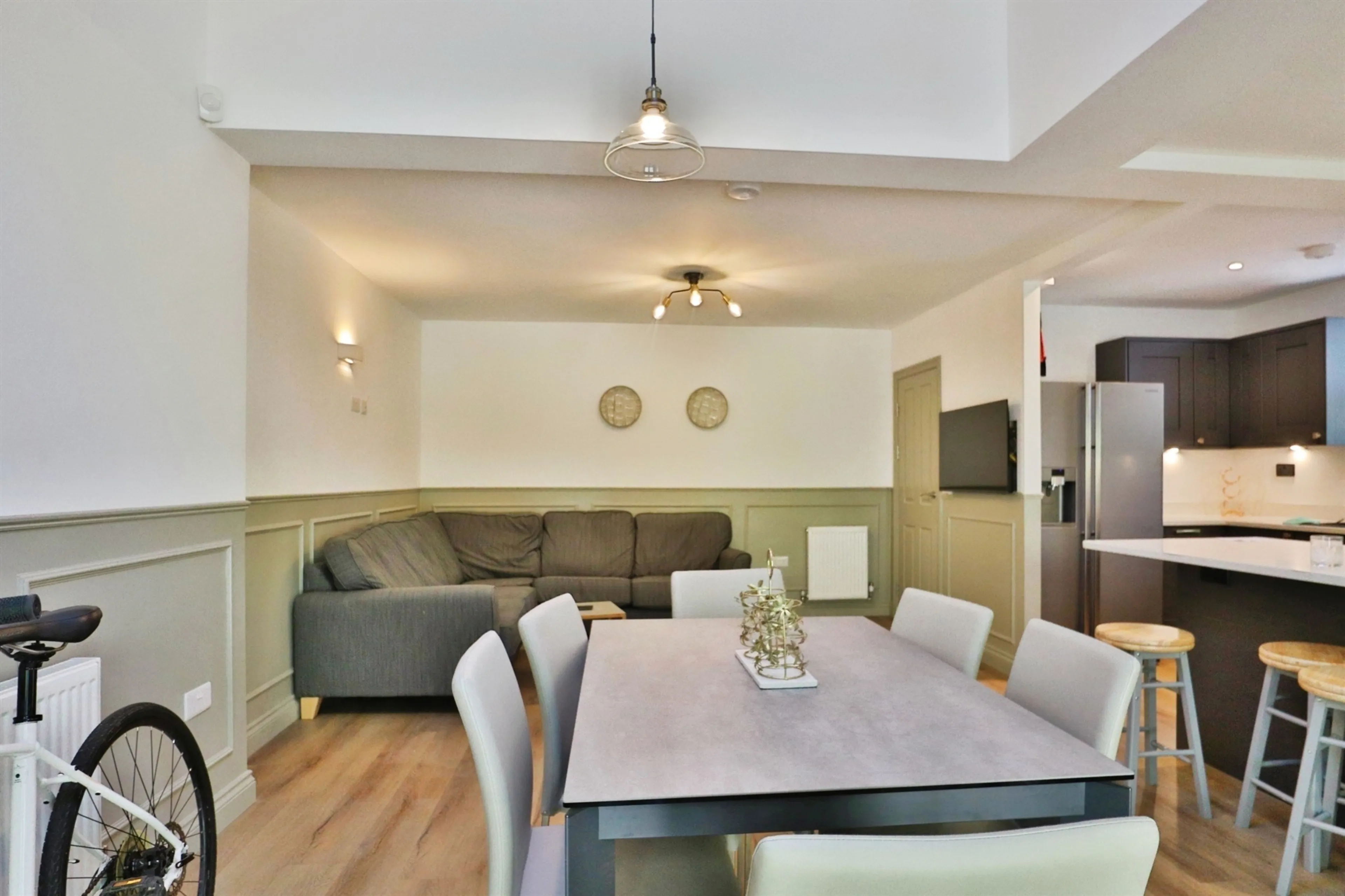 Property at Springbank Crescent, Leeds