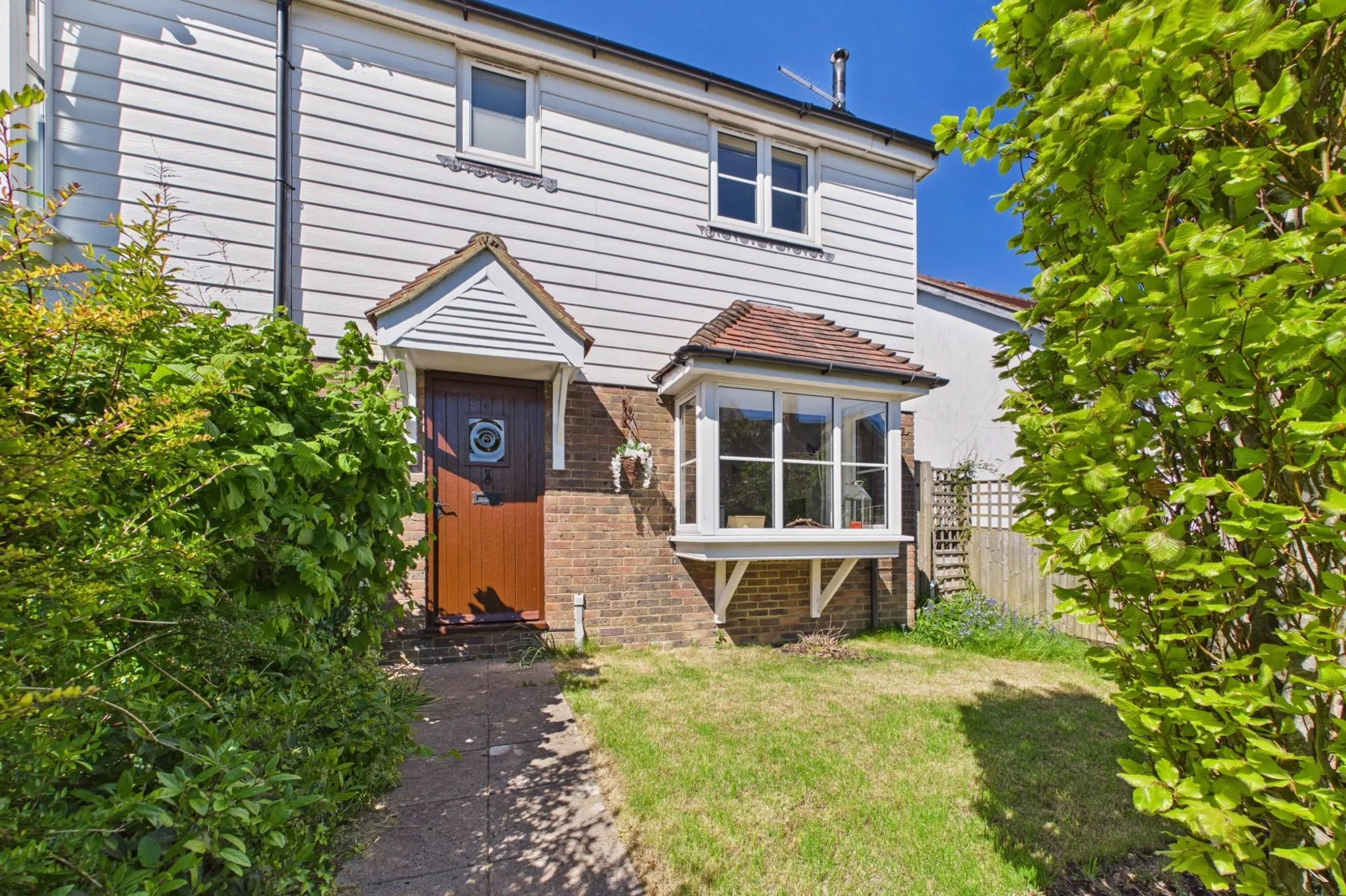 Heathfield Road, Burwash Weald, TN19