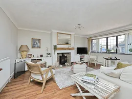 Walnut Close, Foulden thumb 3