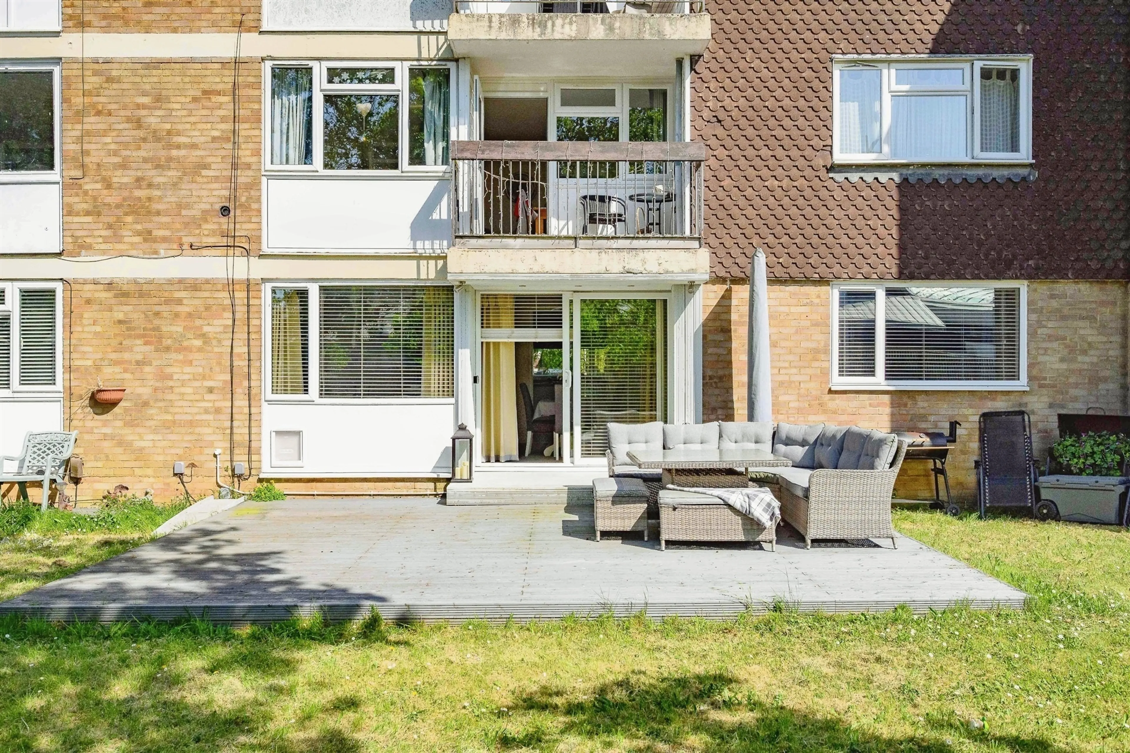 Property at Stevenage Rise, HEMEL HEMPSTEAD