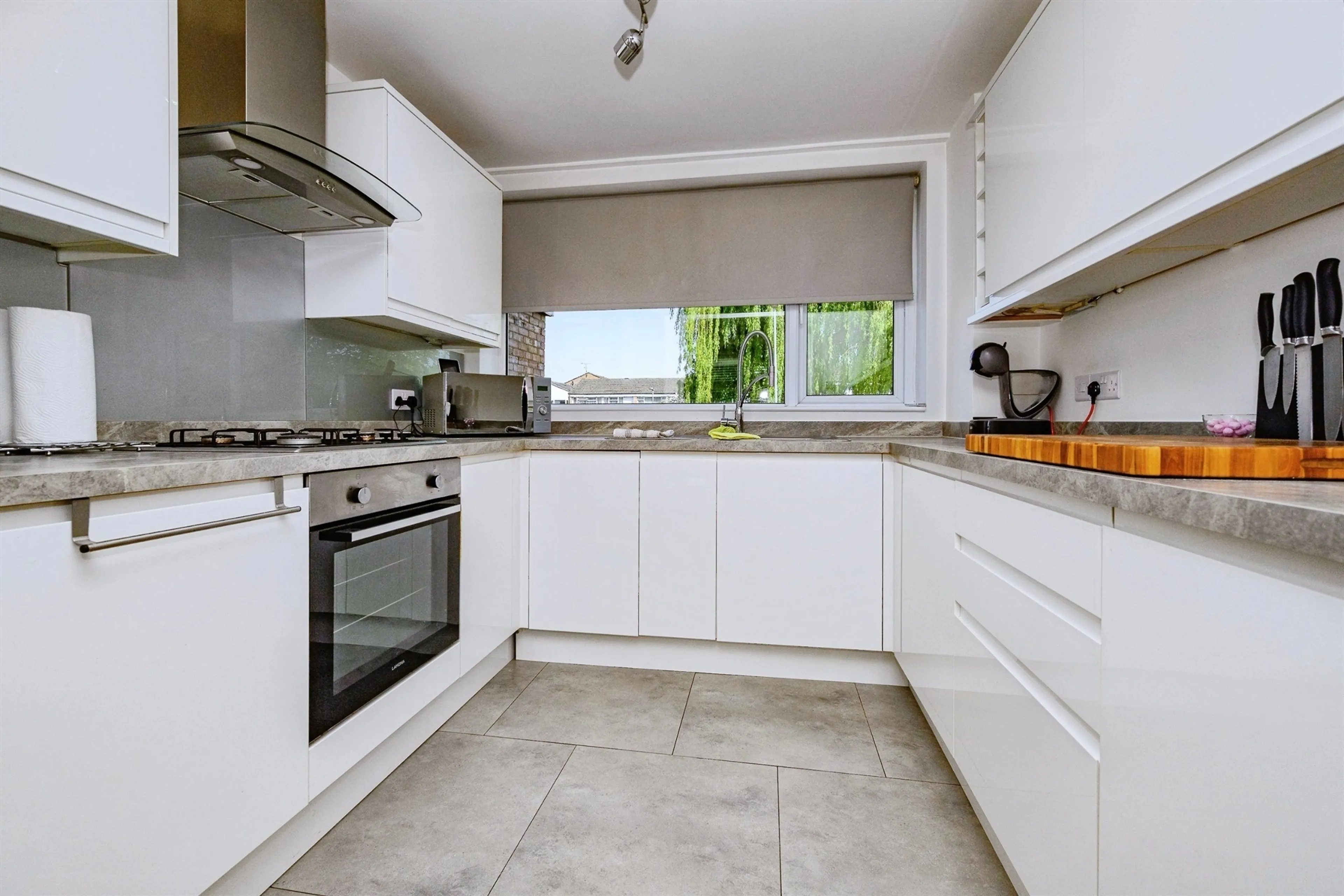 Property at Stevenage Rise, HEMEL HEMPSTEAD