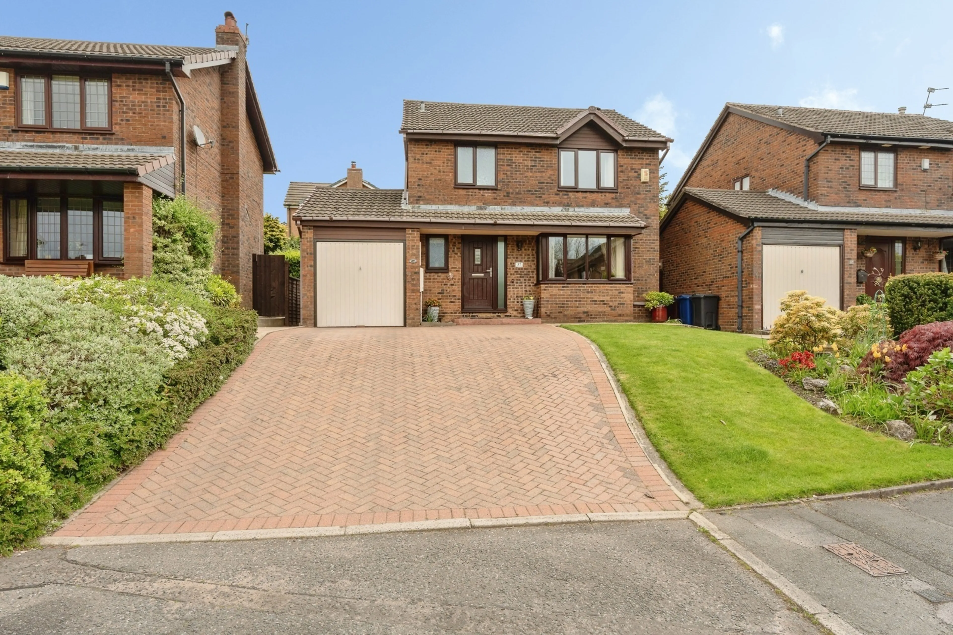 Property photo 0