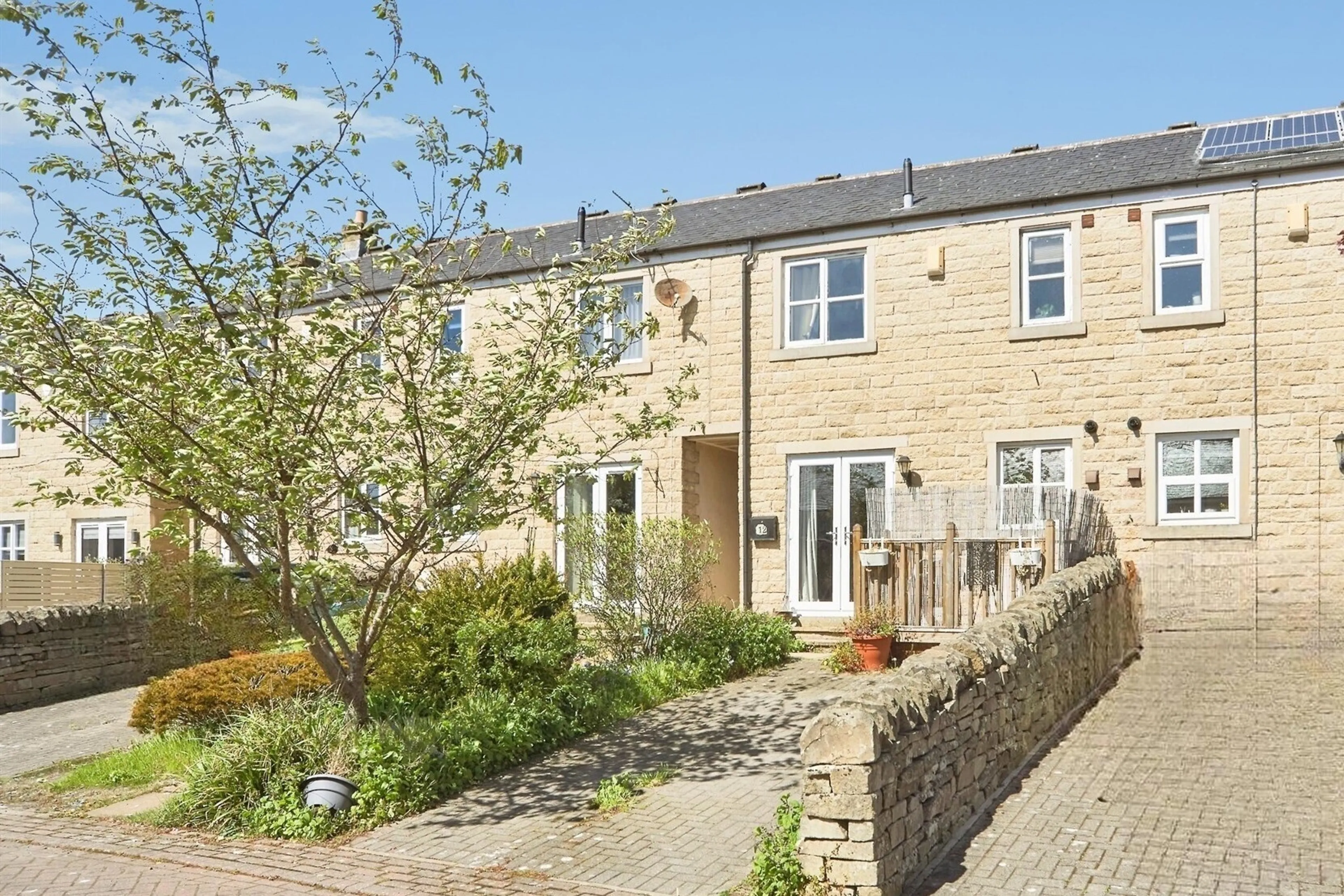 Property photo 0