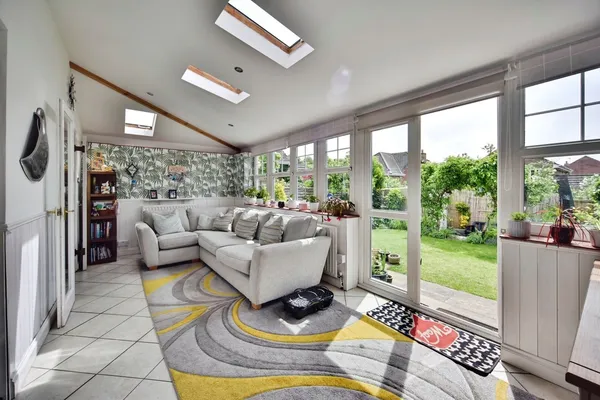 Phoenix Drive, Wateringbury, Maidston...